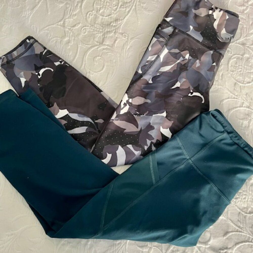 Lot 2x Old Navy Black Patterned and Teal Cropped Leggings Size Large